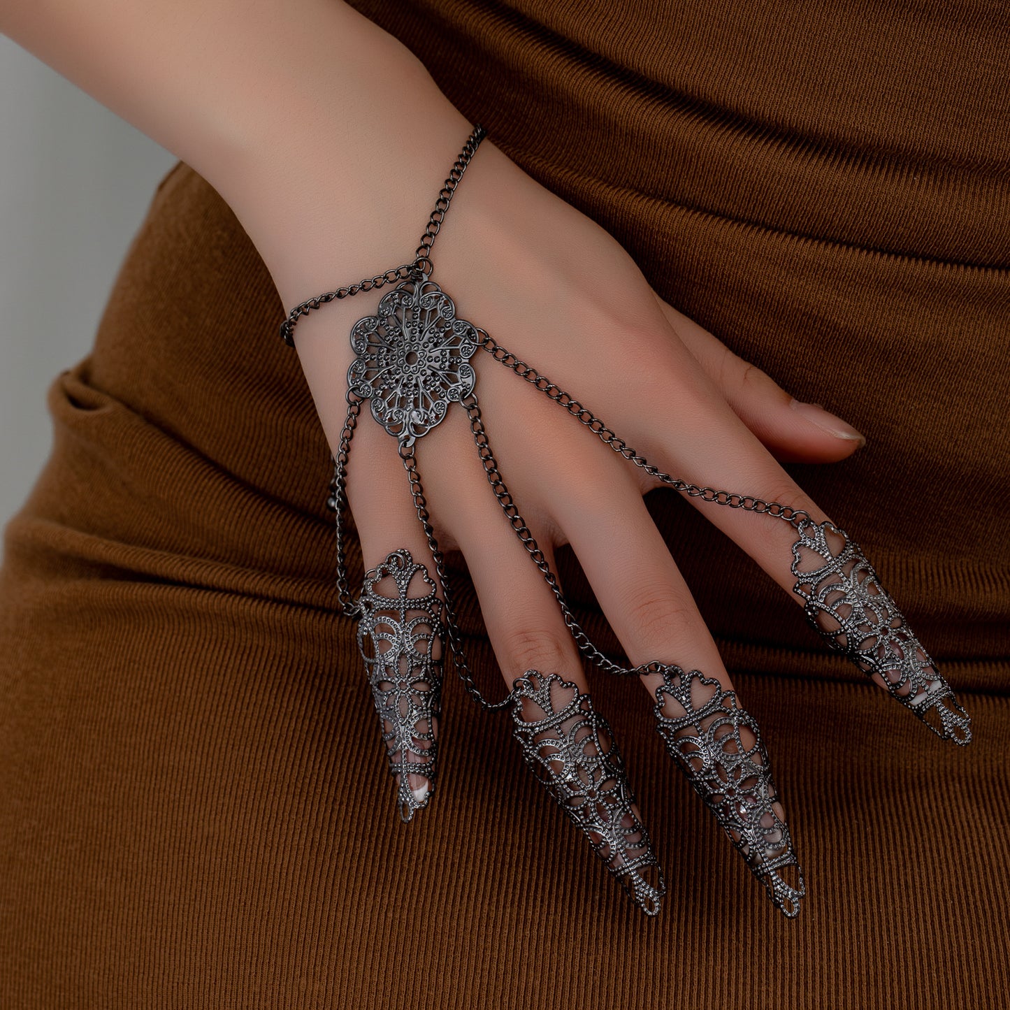 Gothic Style Mitten-type Bracelet