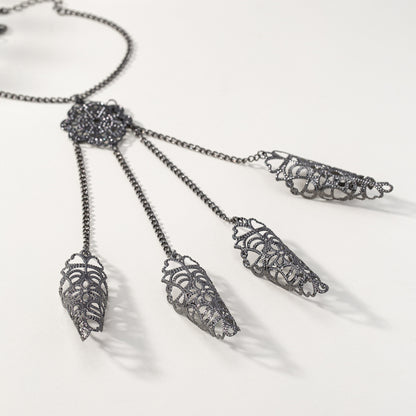 Gothic Style Mitten-type Bracelet